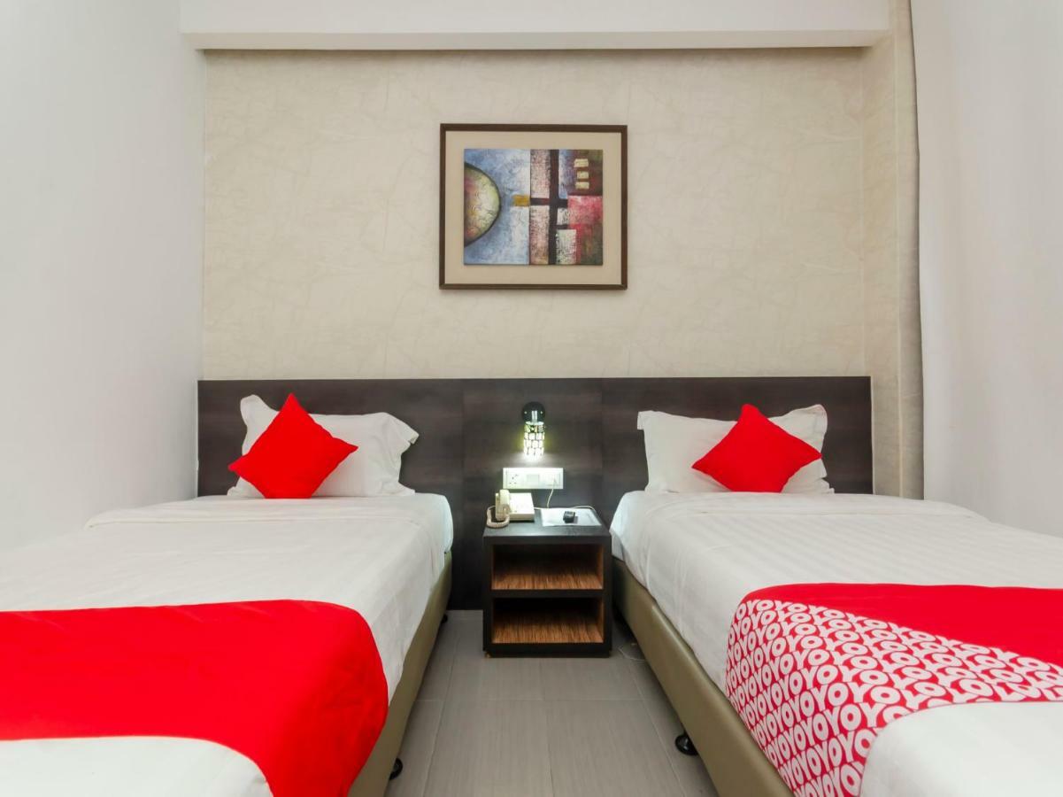 Oyo 1164 Hotel 906 Kota Laksamana Malacca エクステリア 写真